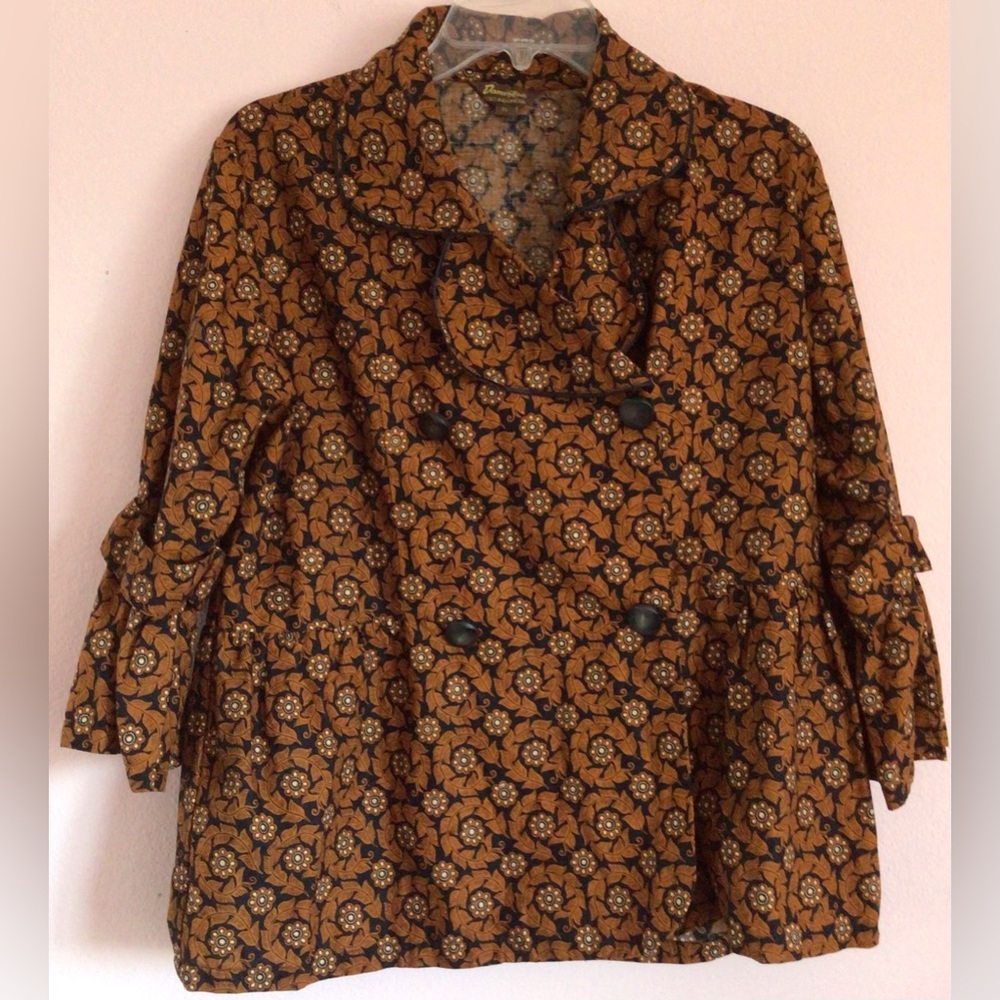 Danar Hadi Indonesia  Print Blouse Size XL